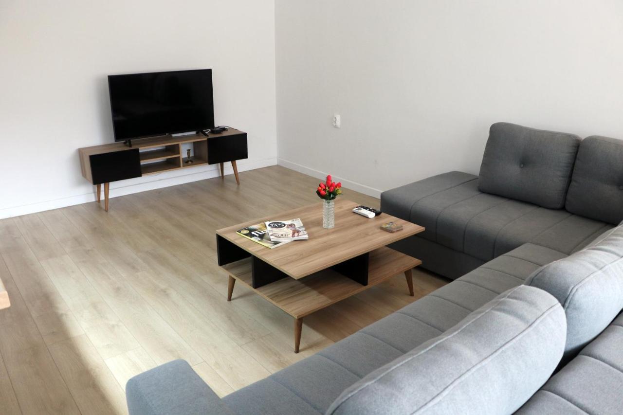 סקופיה Spacious Modern Apartment Kisela Voda מראה חיצוני תמונה